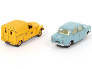 Lot 285 - DINKY TOYS (FRANCE) (2)