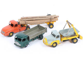 Lot 199 - DINKY TOYS (FRANCE) (3)