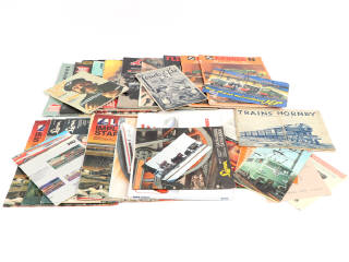Lot 4 - DIVERS (28)
