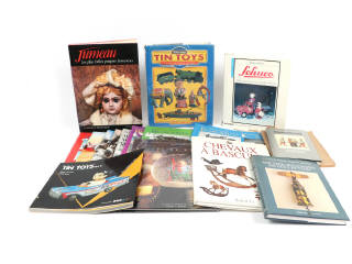 Lot 11 - DIVERS (17)