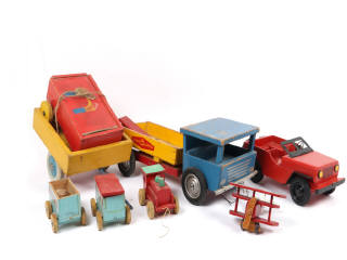 Lot 108 - DIVERS (4)