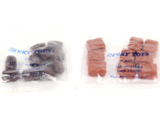 Lot 255 - DINKY TOYS (FRANCE) (2)