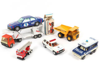 Lot 88 - DIVERS (6)
