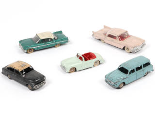 Lot 278 - DINKY TOYS (FRANCE) (5)