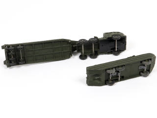 Lot 264 - DINKY TOYS (FRANCE) (2)