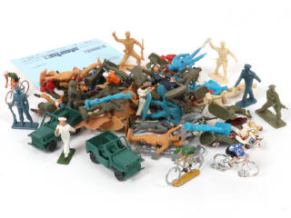 Lot 13 - DIVERS (48)