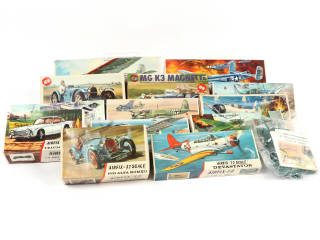 Lot 37 - AIRFIX (GB) (14)