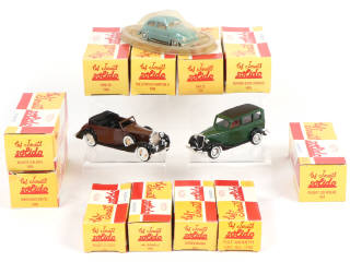 Lot 326 - EDITIONS HACHETTE (FRANCE) (12)