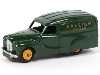 Lot 165 - DINKY TOYS (GB) (1)