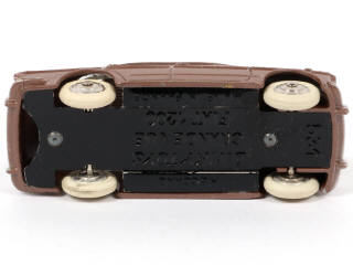 Lot 236 - DINKY TOYS (FRANCE) (1)