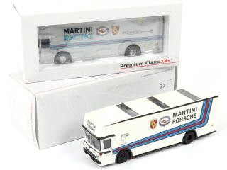 Lot 44 - PREMIUM CLASSIXXS (CHINE) (2)