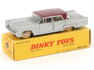 Lot 302 - DINKY TOYS (FRANCE) (1)