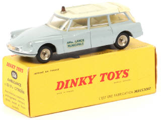 Lot 353 - DINKY TOYS (FRANCE) (1)