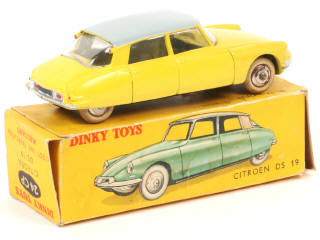 Lot 209 - DINKY TOYS (FRANCE) (1)
