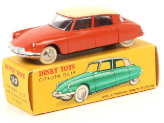 Lot 212 - DINKY TOYS (FRANCE) (1)