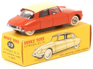Lot 212 - DINKY TOYS (FRANCE) (1)