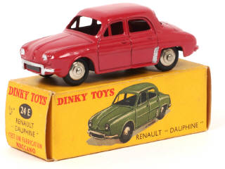 Lot 215 - DINKY TOYS (FRANCE) (1)