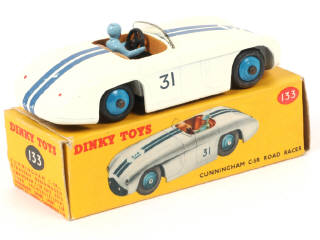 Lot 79 - DINKY TOYS (GB) (1)