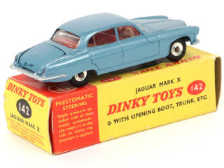 Lot 136 - DINKY TOYS (GB) (1)