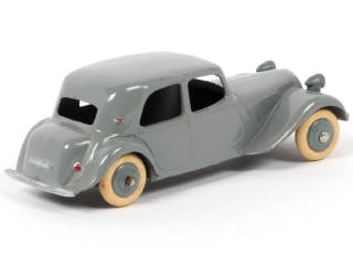 Lot 172 - DINKY TOYS (FRANCE) (1)