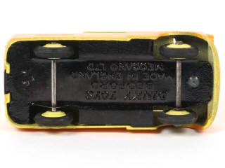 Lot 154 - DINKY TOYS (GB) (1)