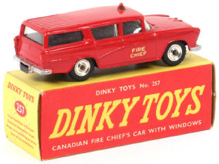 Lot 133 - DINKY TOYS (GB) (1)