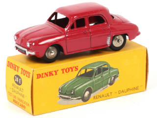 Lot 378 - DINKY TOYS (FRANCE) (1)