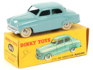 Lot 389 - DINKY TOYS (FRANCE) (1)