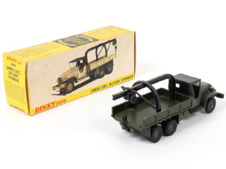 Lot 482 - DINKY TOYS (FRANCE) (1)