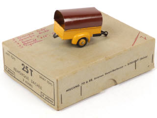 Lot 443 - DINKY TOYS (FRANCE) (2)