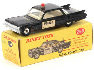 Lot 520 - DINKY TOYS (GB) (1)
