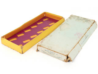 Lot 326 - DINKY TOYS (FRANCE) (1)