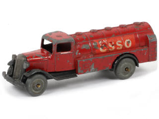 Lot 448 - DINKY TOYS (FRANCE) (1)