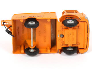 Lot 478 - DINKY TOYS (FRANCE) (1)