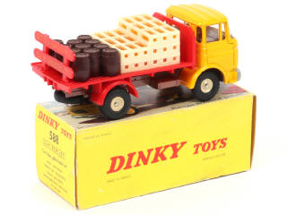 Lot 474 - DINKY TOYS (FRANCE) (1)