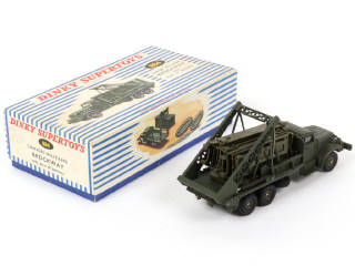 Lot 486 - DINKY TOYS (FRANCE) (1)