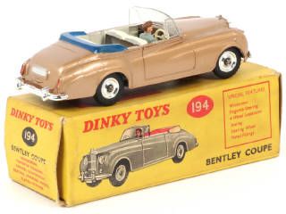Lot 522 - DINKY TOYS (GB) (1)