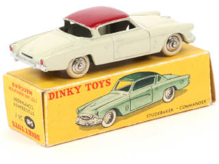 Lot 392 - DINKY TOYS (FRANCE) (1)
