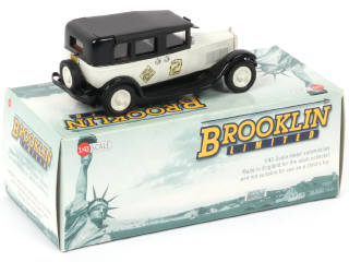 Lot 214 - BROOKLIN MODELS (GB) (1)