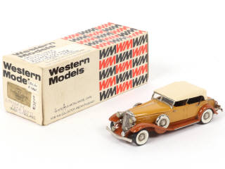 Lot 209 - BROOKLIN MODELS (GB) (1)