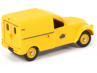 Lot 358 - DINKY TOYS (FRANCE) (1)