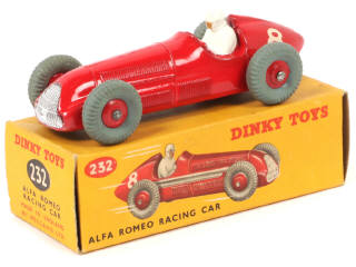 Lot 494 - DINKY TOYS (GB) (1)