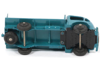 Lot 451 - DINKY TOYS (FRANCE) (1)