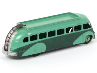 Lot 446 - DINKY TOYS (FRANCE) (1)