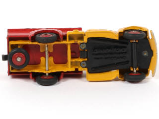 Lot 456 - DINKY TOYS (FRANCE) (1)