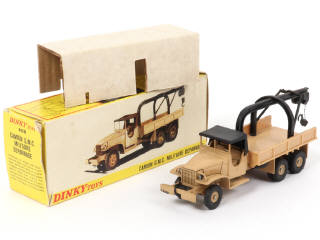 Lot 483 - DINKY TOYS (FRANCE) (1)