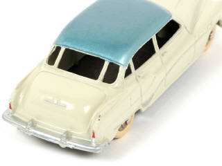 Lot 390 - DINKY TOYS (FRANCE) (1)