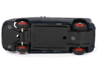 Lot 351 - DINKY TOYS (FRANCE) (1)