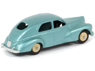 Lot 353 - DINKY TOYS (FRANCE) (1)