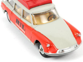 Lot 431 - DINKY TOYS (FRANCE) (1)